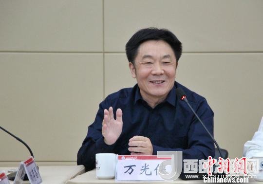 圖為山東師范大學副校長萬光俠在開幕式上發(fā)言?！≮w曉 攝