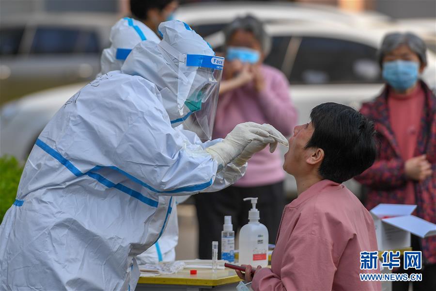 （新華全媒頭條·兩會(huì)精神看落實(shí)·圖文互動(dòng)）（5）整體謀劃、系統(tǒng)升級(jí)、全面提升——落實(shí)全國(guó)兩會(huì)精神織牢織密公共衛(wèi)生防護(hù)網(wǎng)