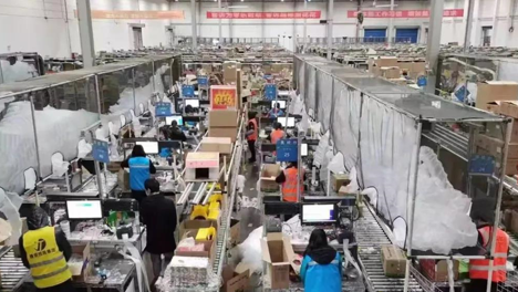 陜西西咸新區(qū):無接觸配送確保疫情期間民生物資安全供應(yīng) 陜西西咸新區(qū):無接觸配送確保疫情期間民生物資安全供應(yīng)