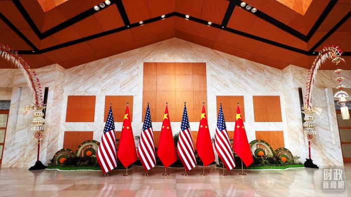 △中美兩國元首在這里握手合影。(總臺央視記者張宇拍攝)